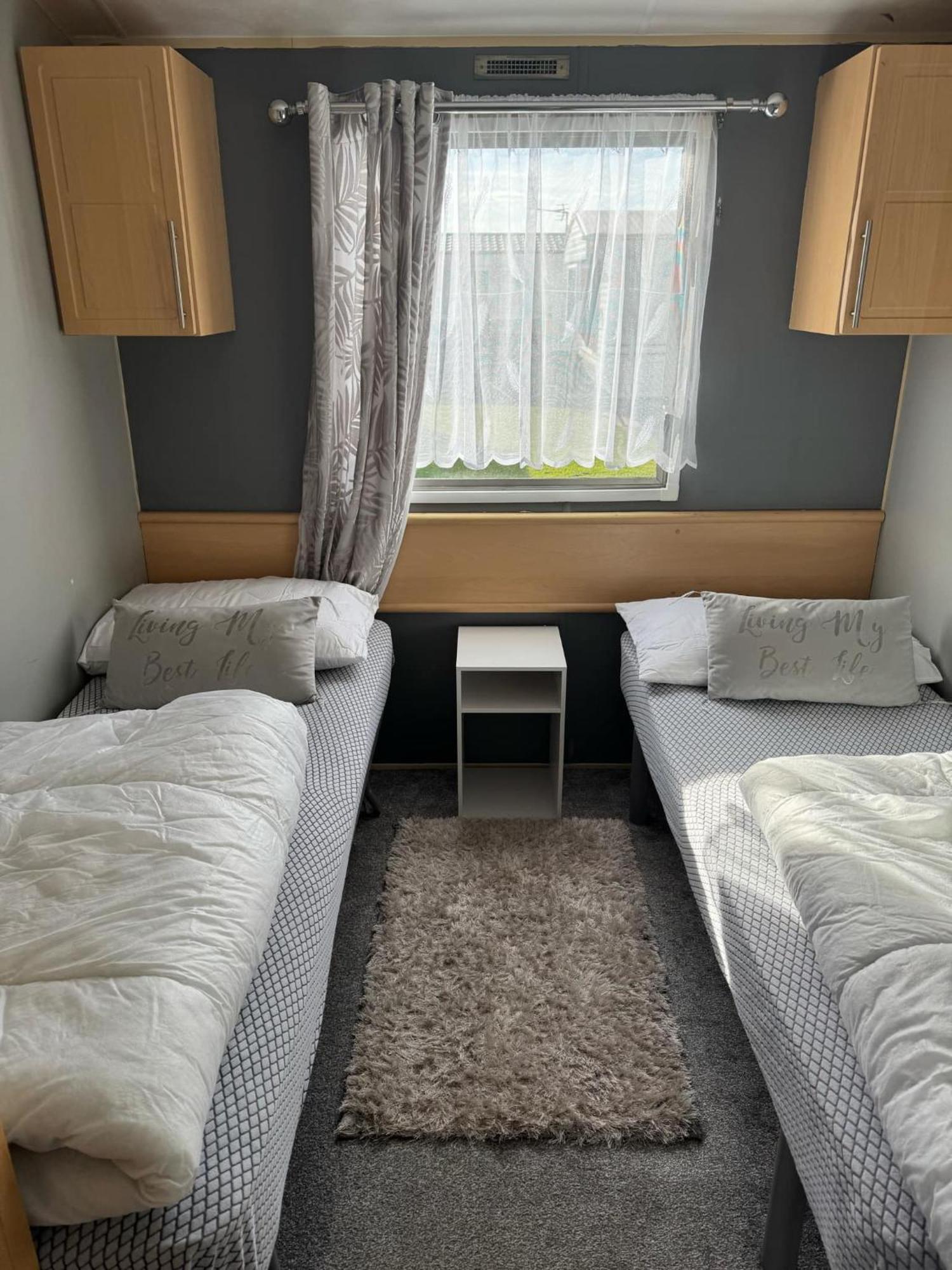 Holiday park Whitehouse Leisure Park North Wales 6 Birth Caravan *