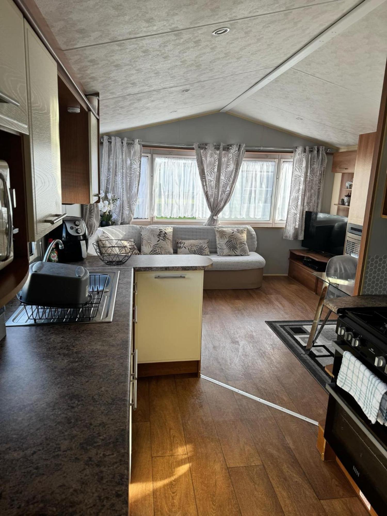 Holiday park Whitehouse Leisure Park North Wales 6 Birth Caravan